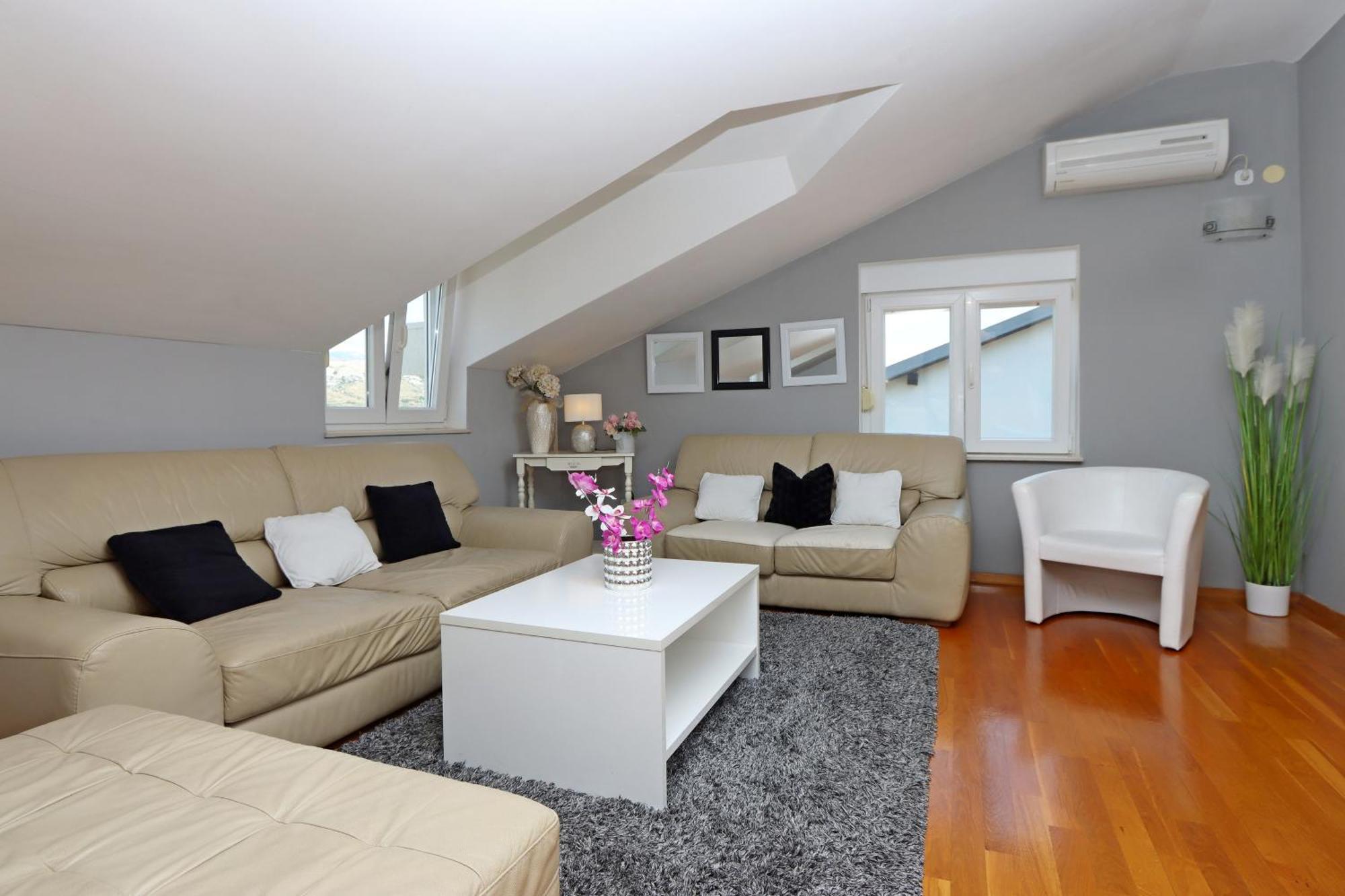 Seaside Apartments With A Swimming Pool Pag - 6412 Pag Town Eksteriør billede